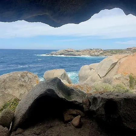 Vue à Sant'ambroggio, Lumio (Corsica)