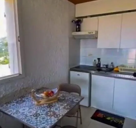 Vue à Sant'ambroggio, Appartement *