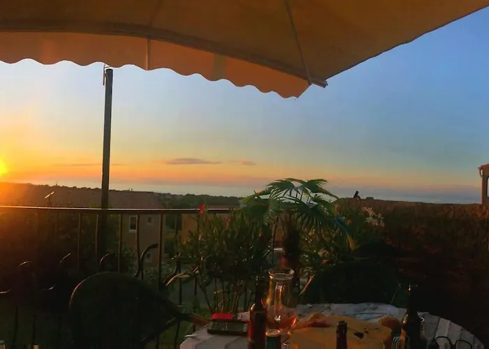 Vue à Sant'ambroggio, * Lumio (Corsica)