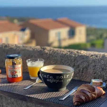 Vue à Sant'ambroggio, *