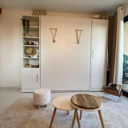 Vue A Sant'ambroggio, Apartmán *